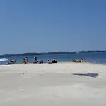 Apartament Luka *