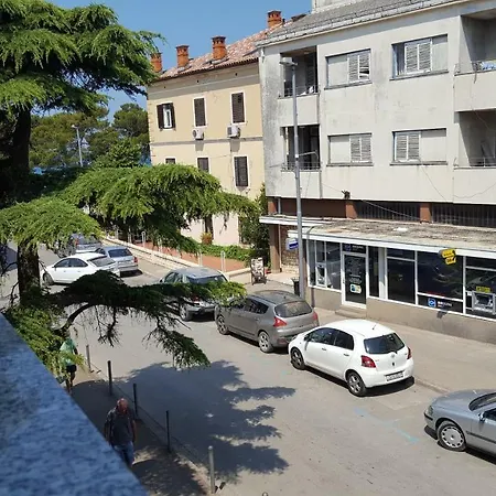 Luka Apartment